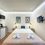 Urbanflat 204 - Beautiful Studio In The Center Of Paris